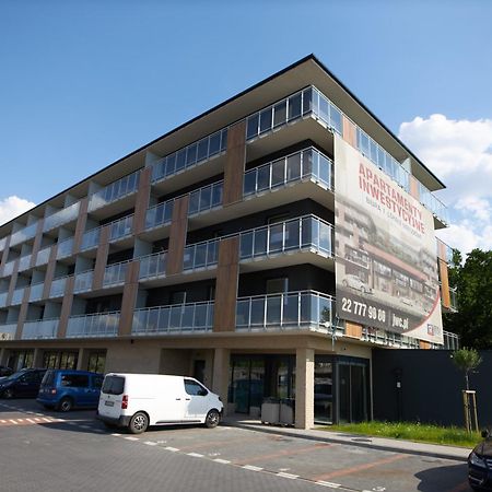Apartamenty 24H Pileckiego Warsaw Exterior photo